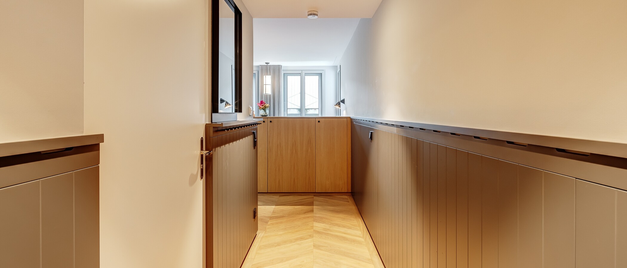 マンション München Herzogpark 01 玄関入り口 12679