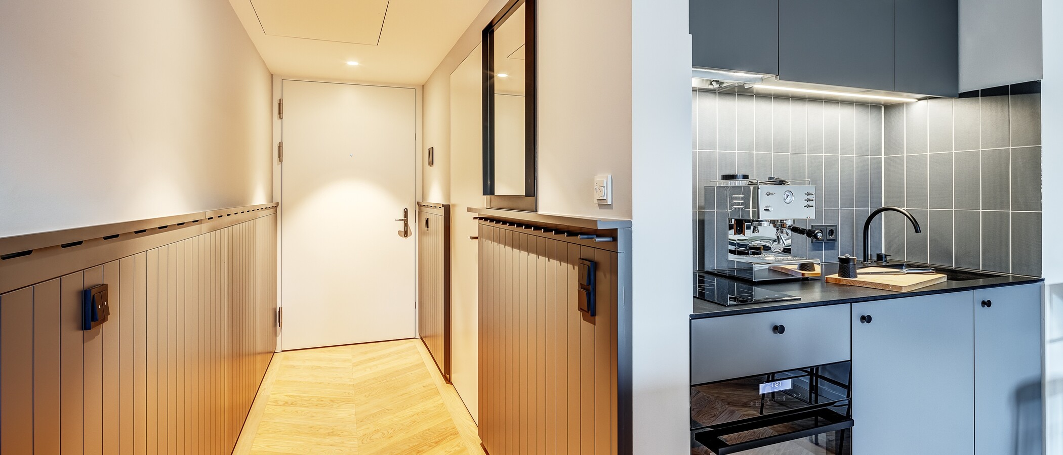 マンション München Herzogpark 02 玄関入り口 12679