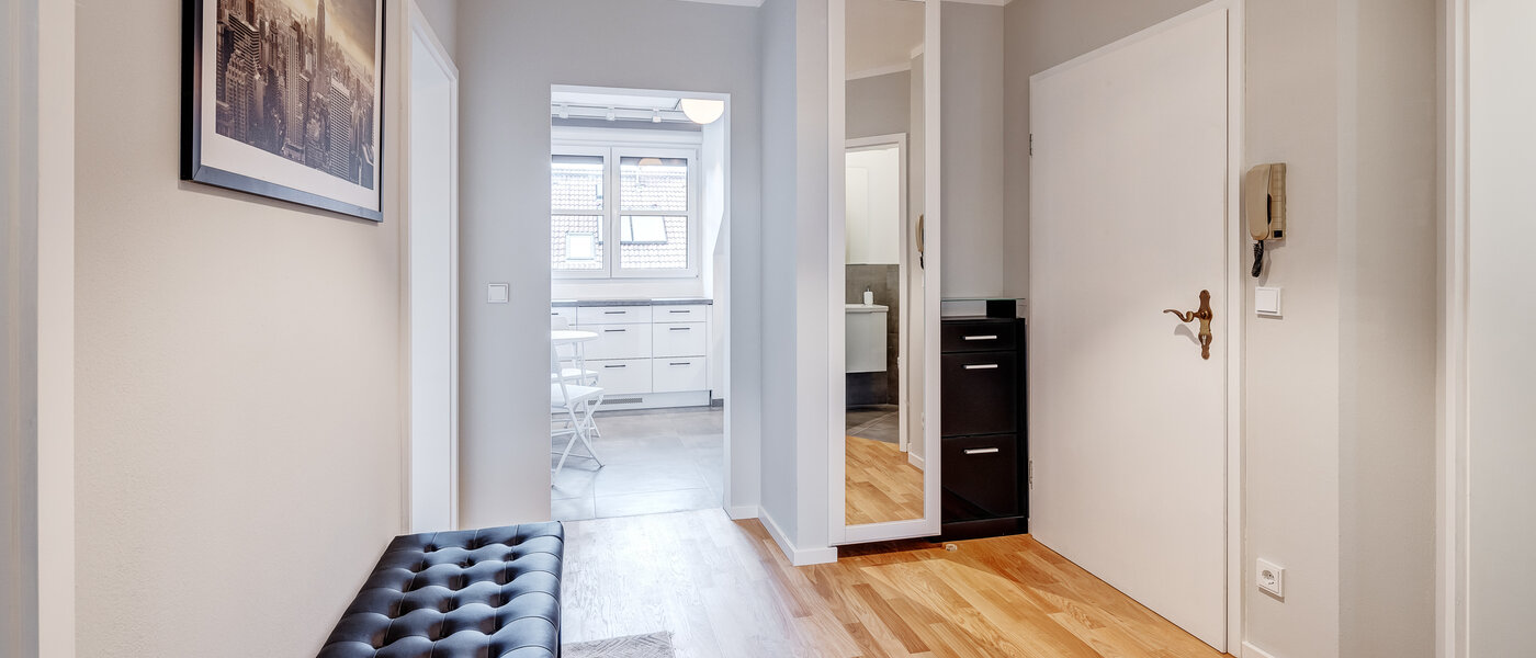 マンション Unterhaching 01 玄関入り口 12705