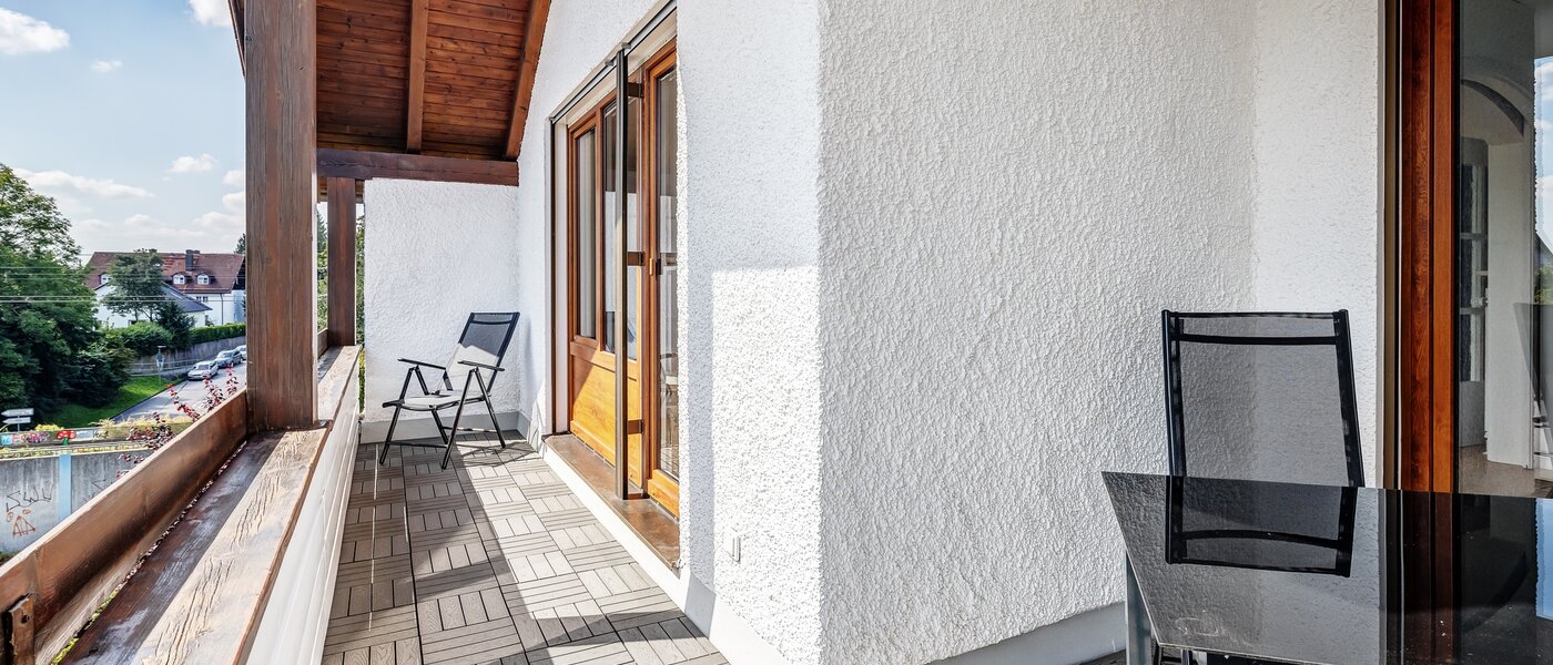 マンション Unterhaching 01 ベランダ 12705