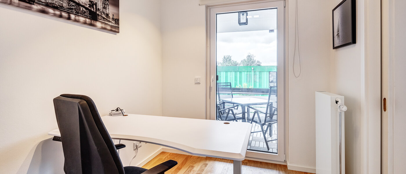 マンション Unterhaching 01 仕事部屋 12705