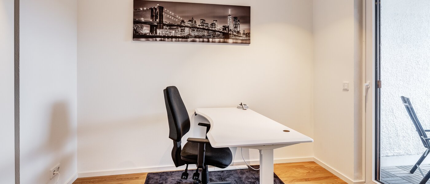 マンション Unterhaching 02 仕事部屋 12705