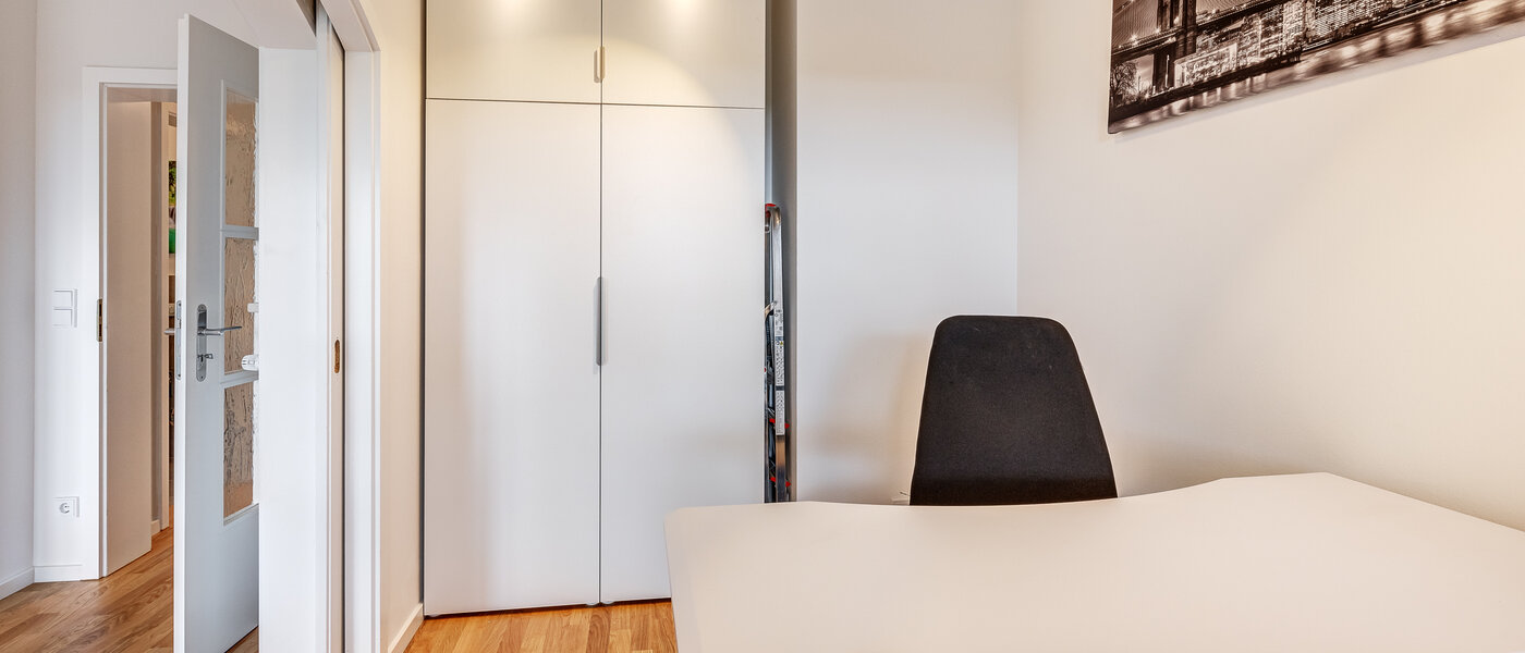 マンション Unterhaching 03 仕事部屋 12705