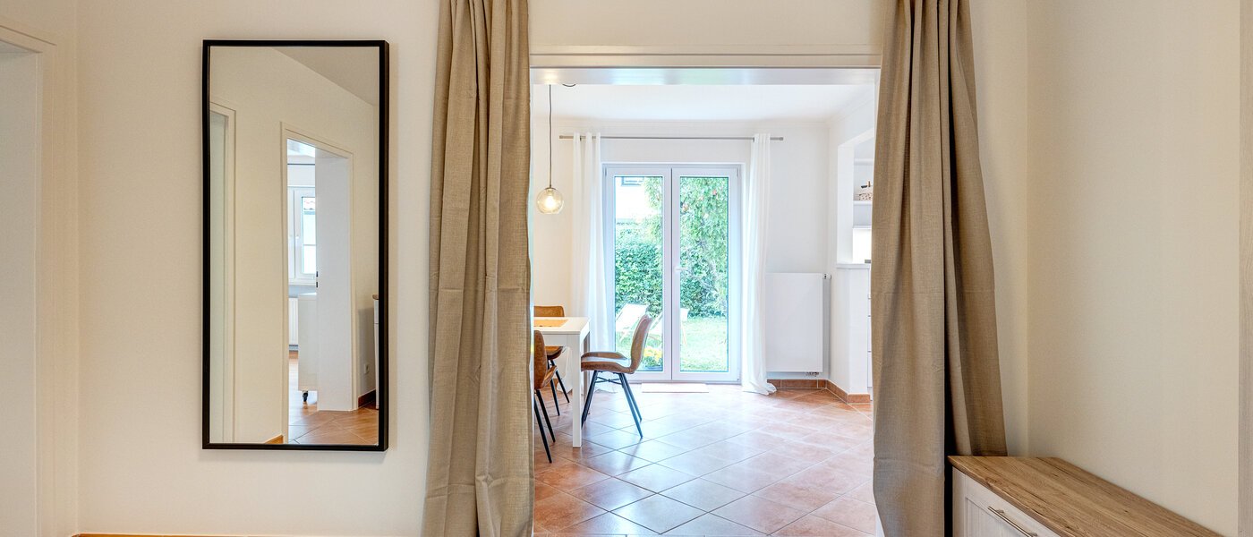 マンション Feldkirchen 04 玄関入り口 12738