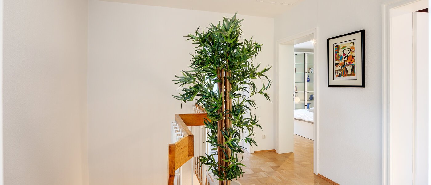 家屋 München Lerchenau 01 玄関入り口 12756