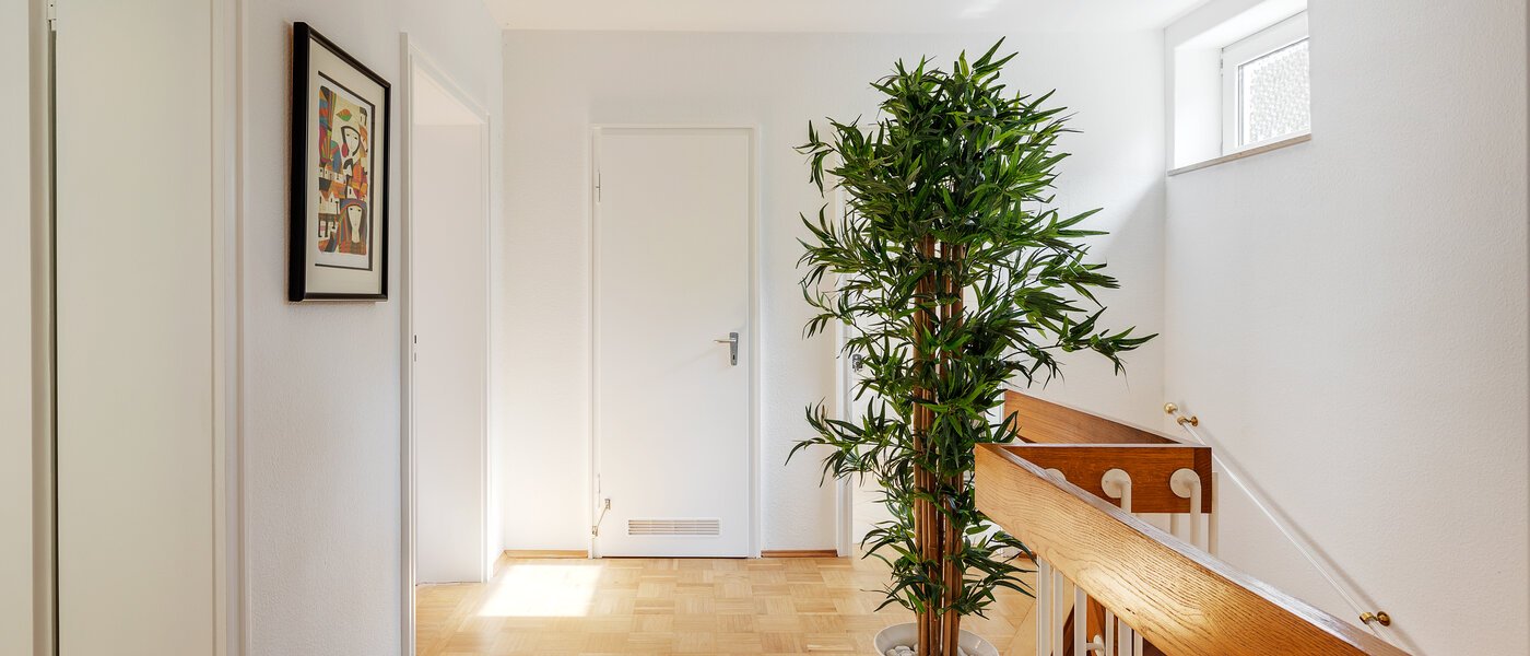 家屋 München Lerchenau 02 玄関入り口 12756