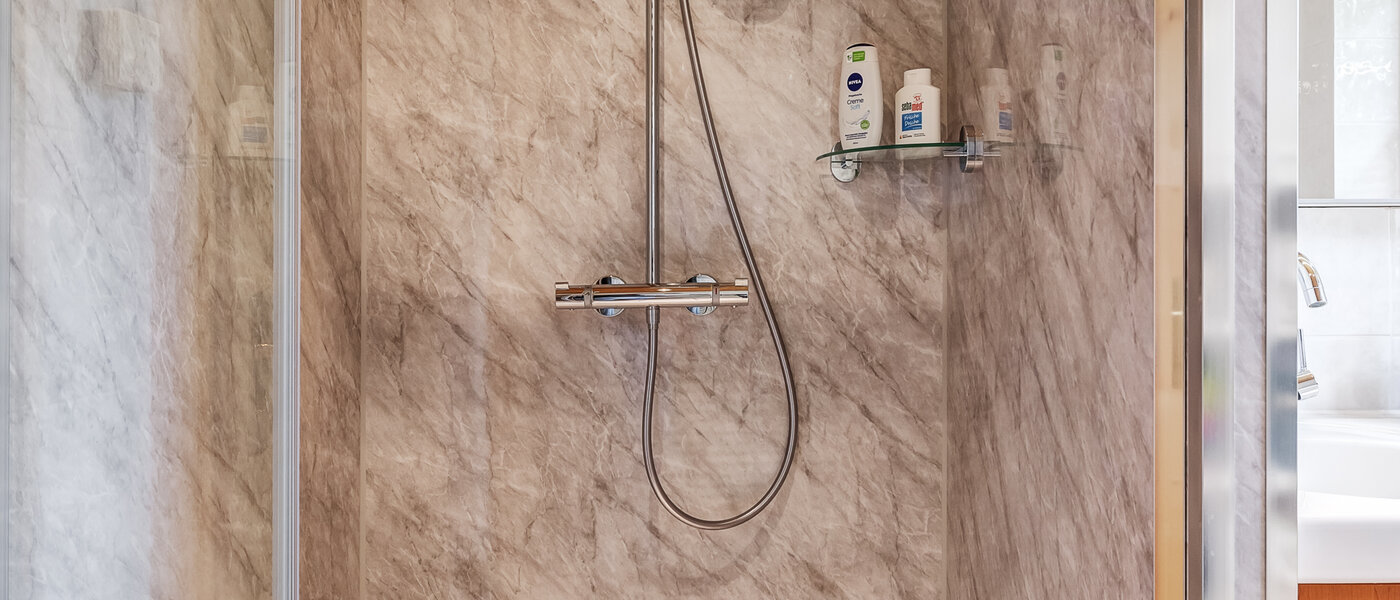 庭付き住宅 Schliersee Neuhaus 05 浴室 12758