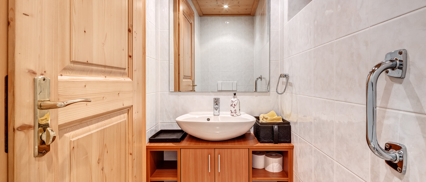 庭付き住宅 Schliersee Neuhaus 01 WC 12758