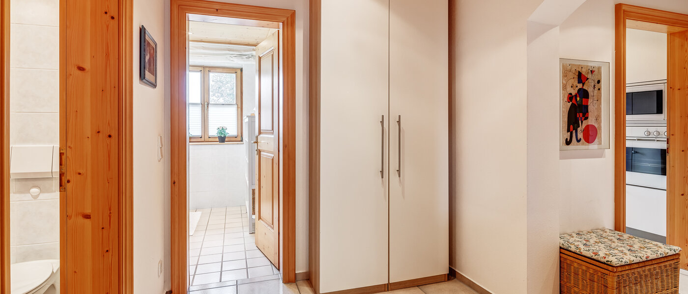 庭付き住宅 Schliersee Neuhaus 03 玄関入り口 12758