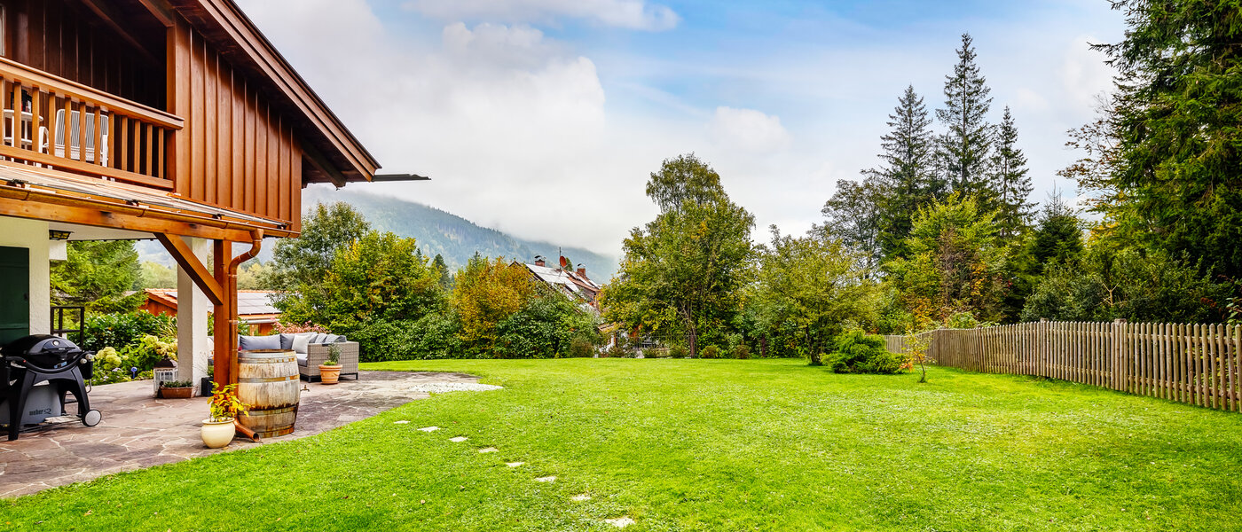 庭付き住宅 Schliersee Neuhaus 03 庭 12758