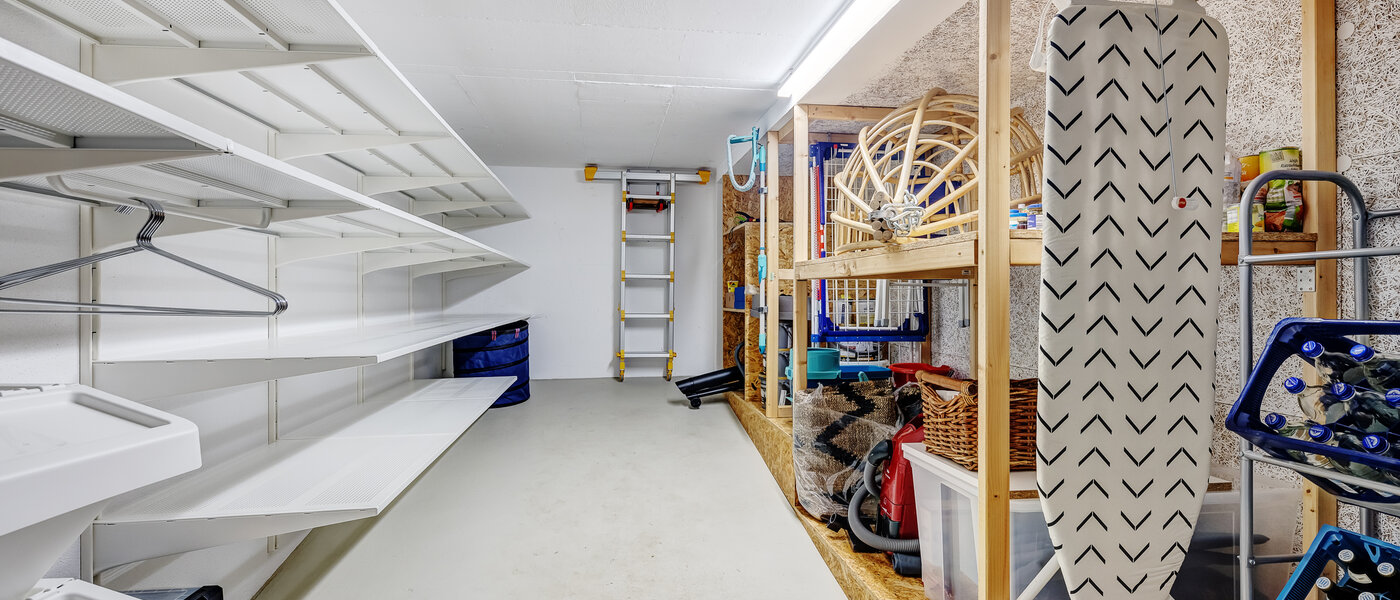 マンション Planegg 02 貯蔵室 12783