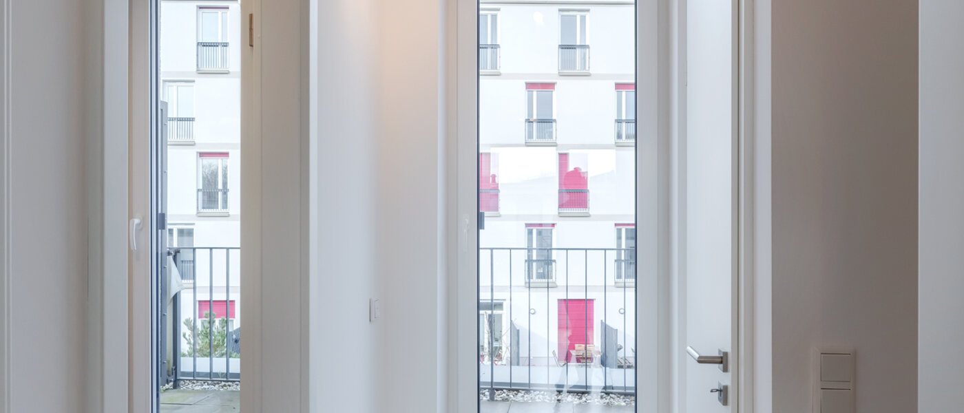 テラスハウス München Schwabing - Domagkpark 07 玄関入り口 12793