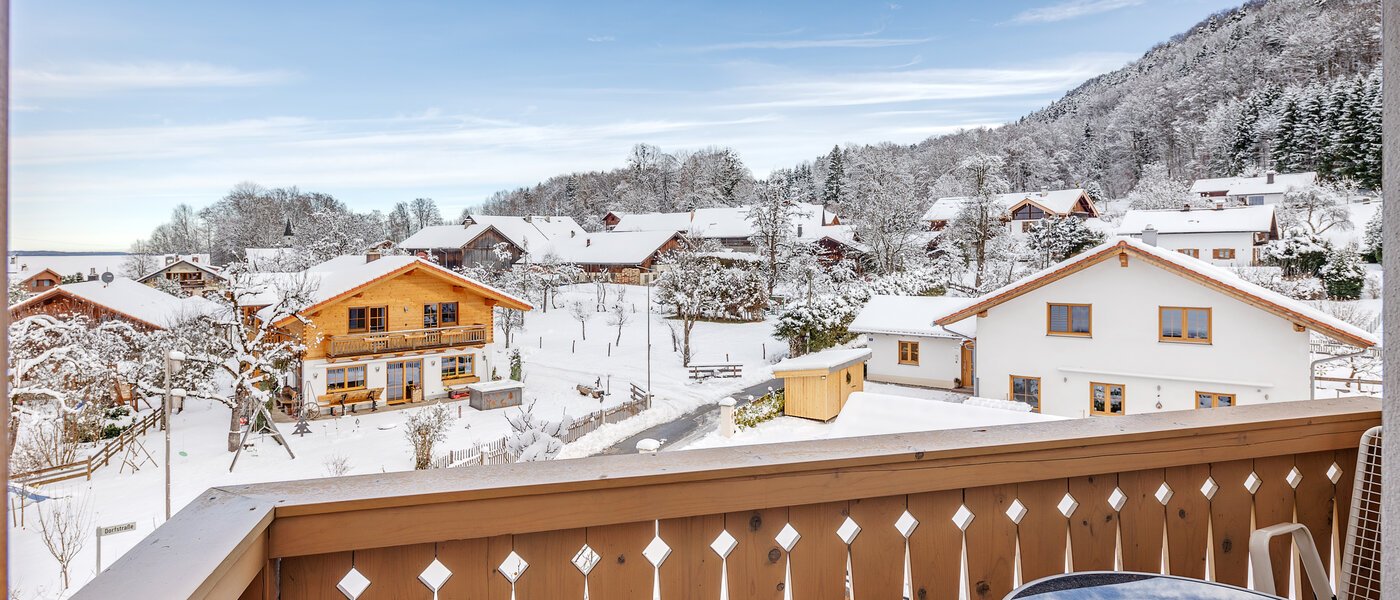 アティック・フラット（屋根裏） Bad Heilbrunn 02 ベランダ 12824