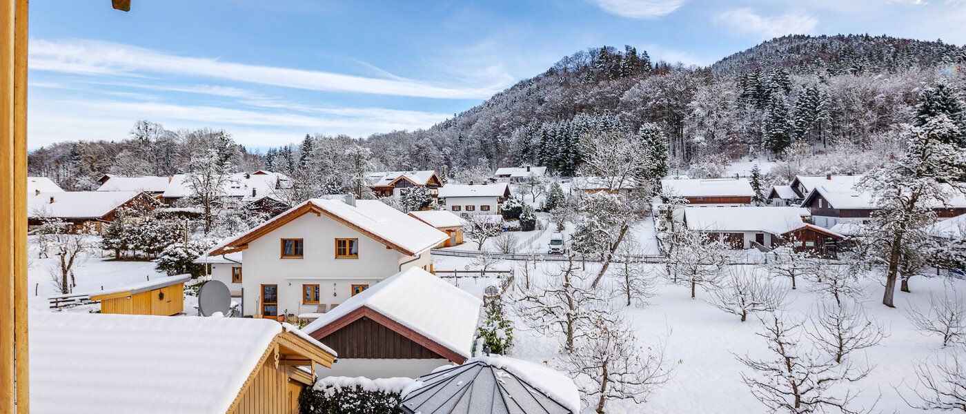 アティック・フラット（屋根裏） Bad Heilbrunn 01 物件からの眺め 12824