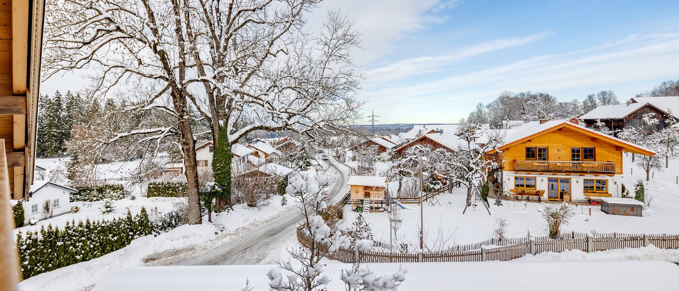 アティック・フラット（屋根裏） Bad Heilbrunn 03 物件からの眺め 12824