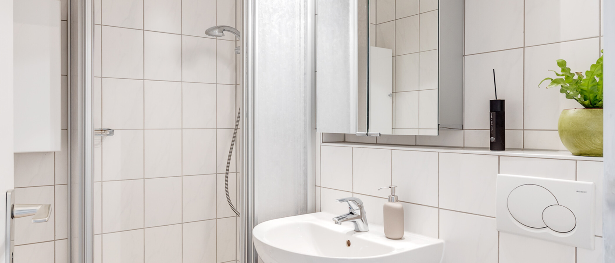 マンション München Neuhausen 01 浴室 12838