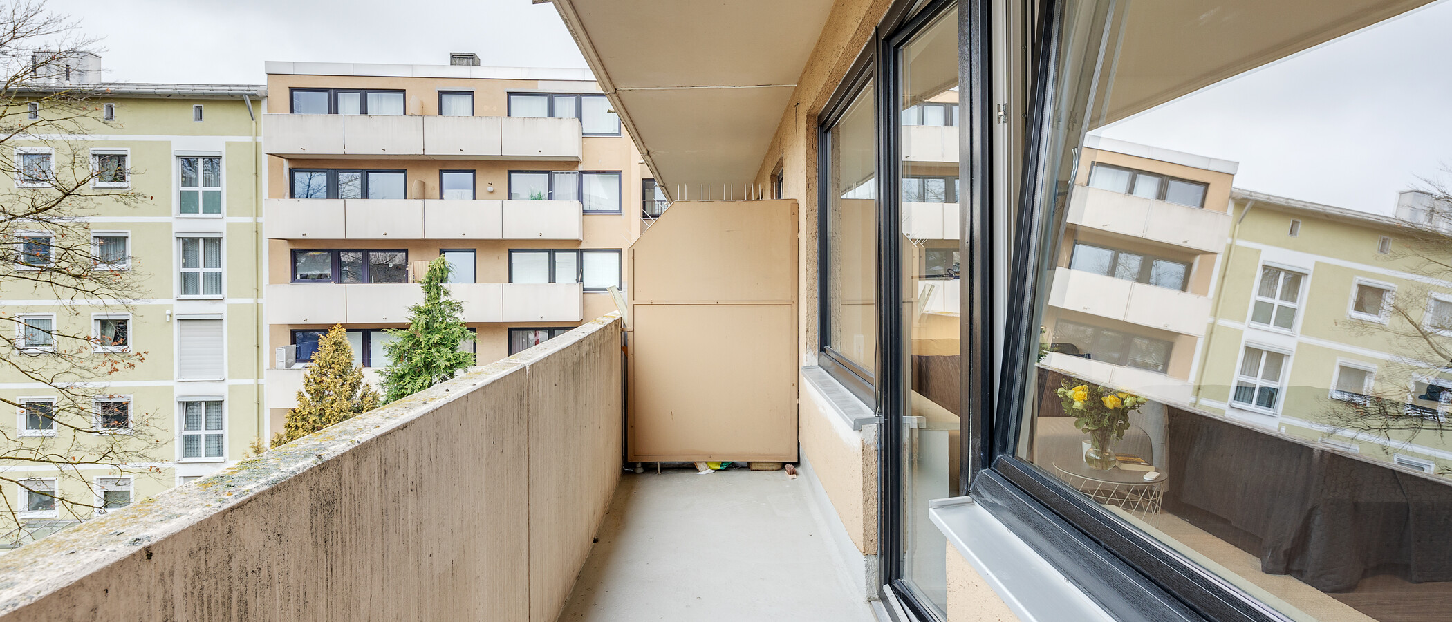 マンション München Neuhausen 01 ベランダ 12838