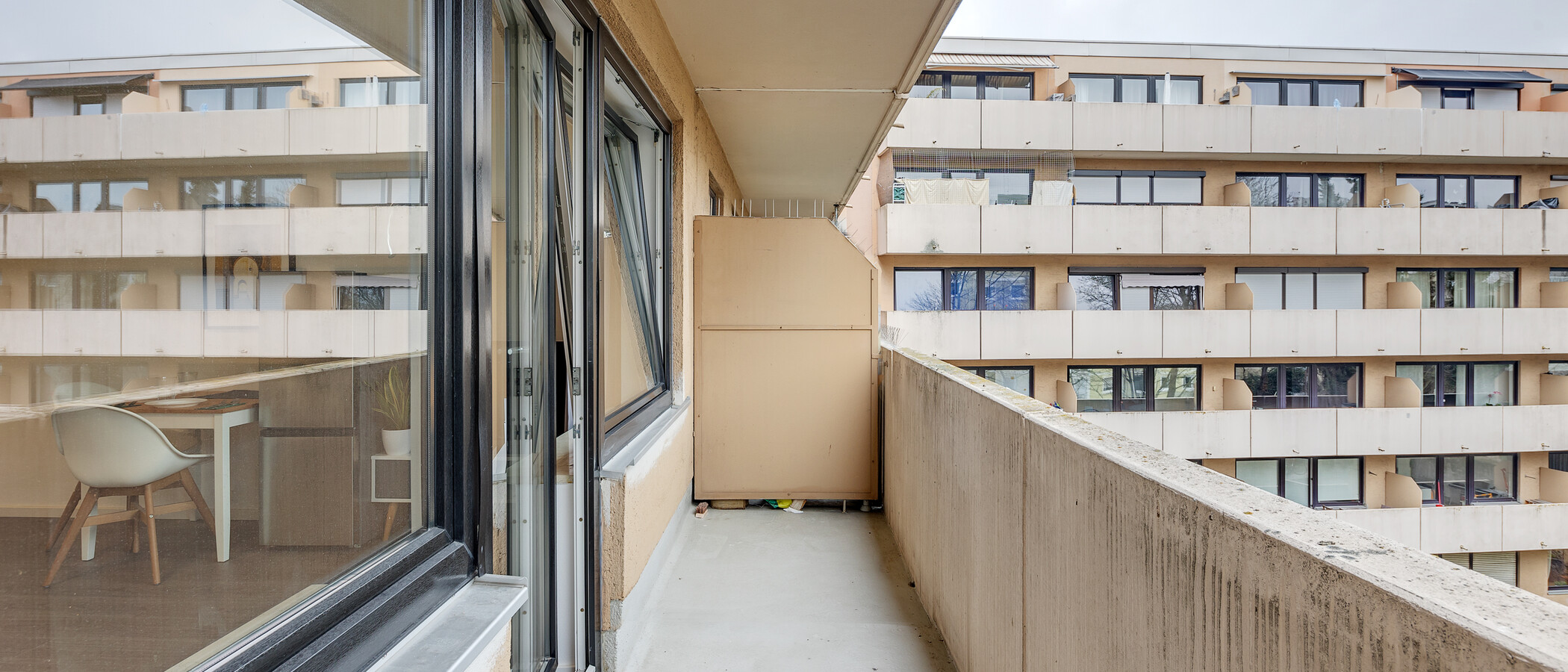 マンション München Neuhausen 02 ベランダ 12838