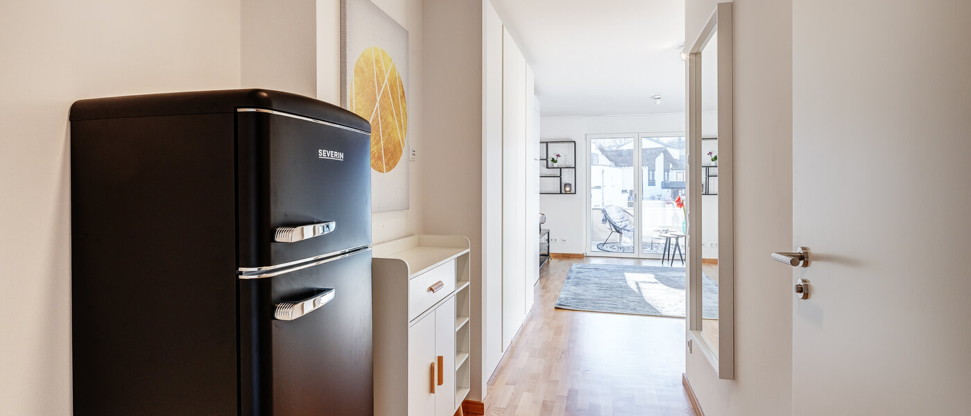 マンション Traunstein 02 玄関入り口 12841