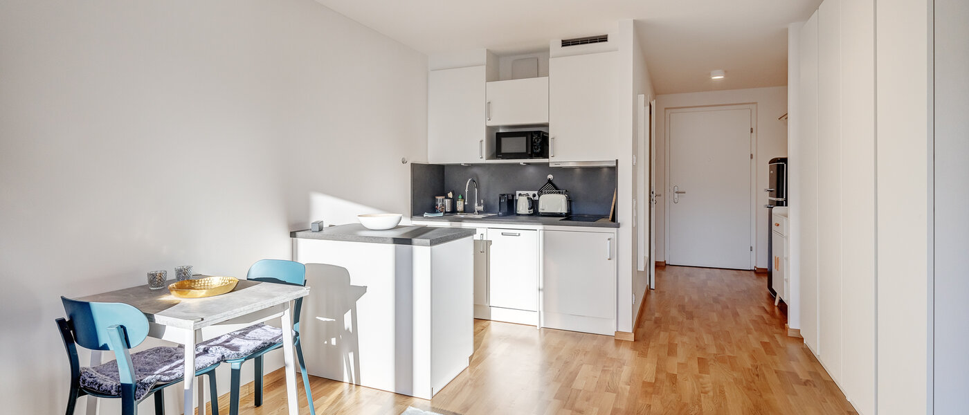 マンション Traunstein 03 リビングエリア 12841