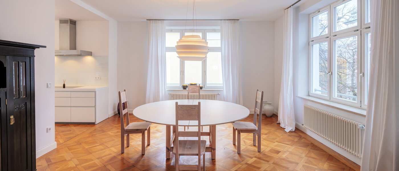 マンション München Nymphenburg 01 ダイニングルーム 12846