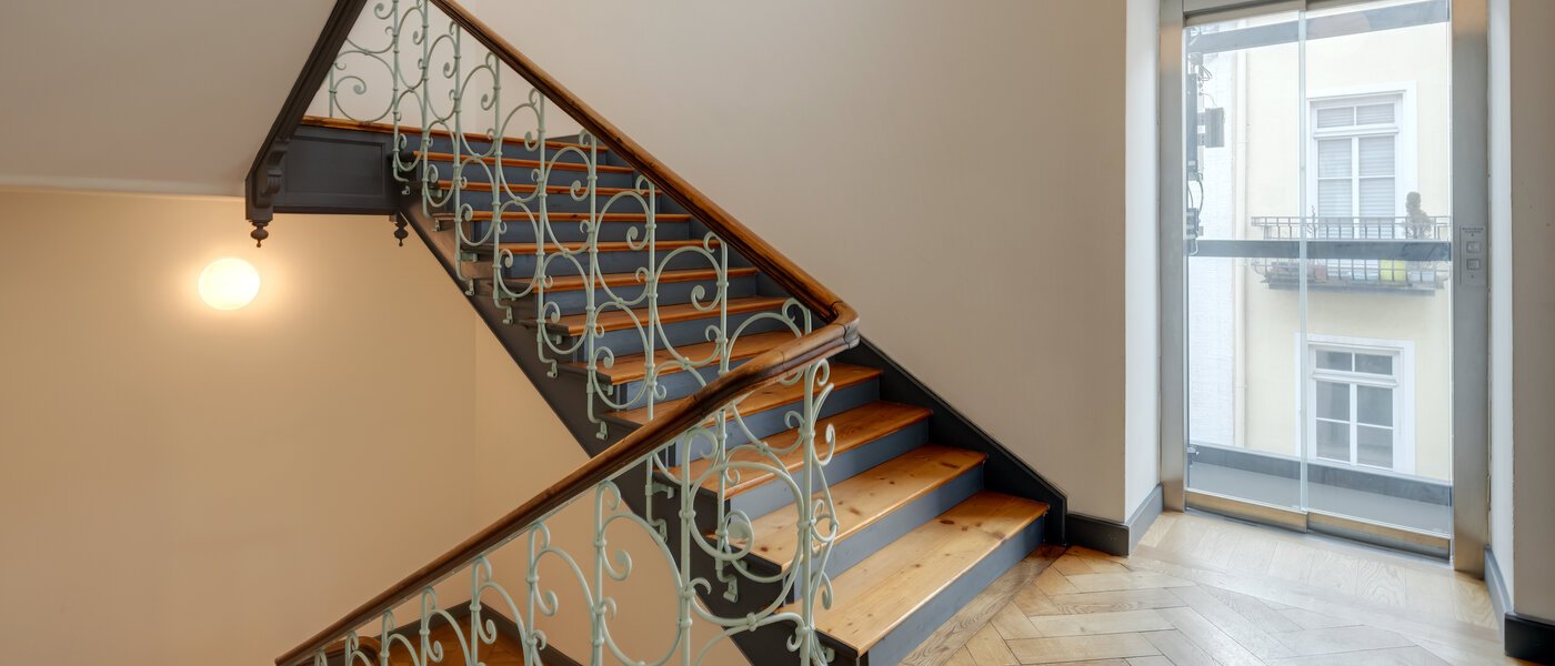 マンション München Nymphenburg 01 階段 12846