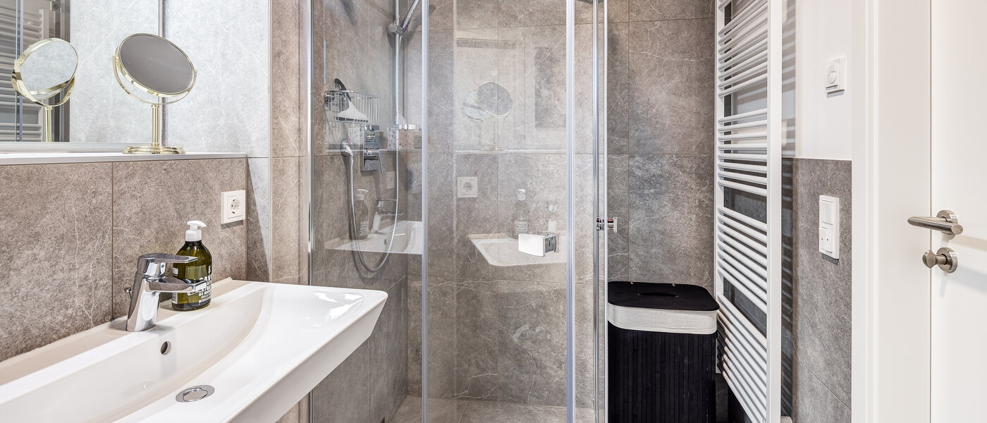 マンション Traunstein 01 浴室 12847