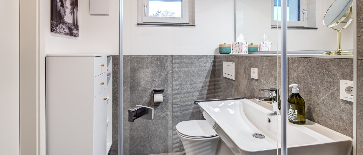 マンション Traunstein 04 浴室 12847