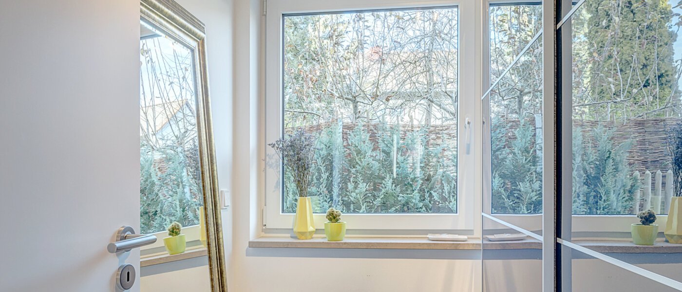 セミ・デタッチド・ハウス（一戸建てを二つに分けた家屋） Gilching 01 特記事項 12856