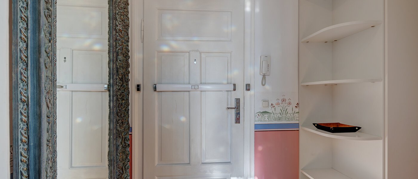 マンション München Schwabing-West 02 玄関入り口 12876