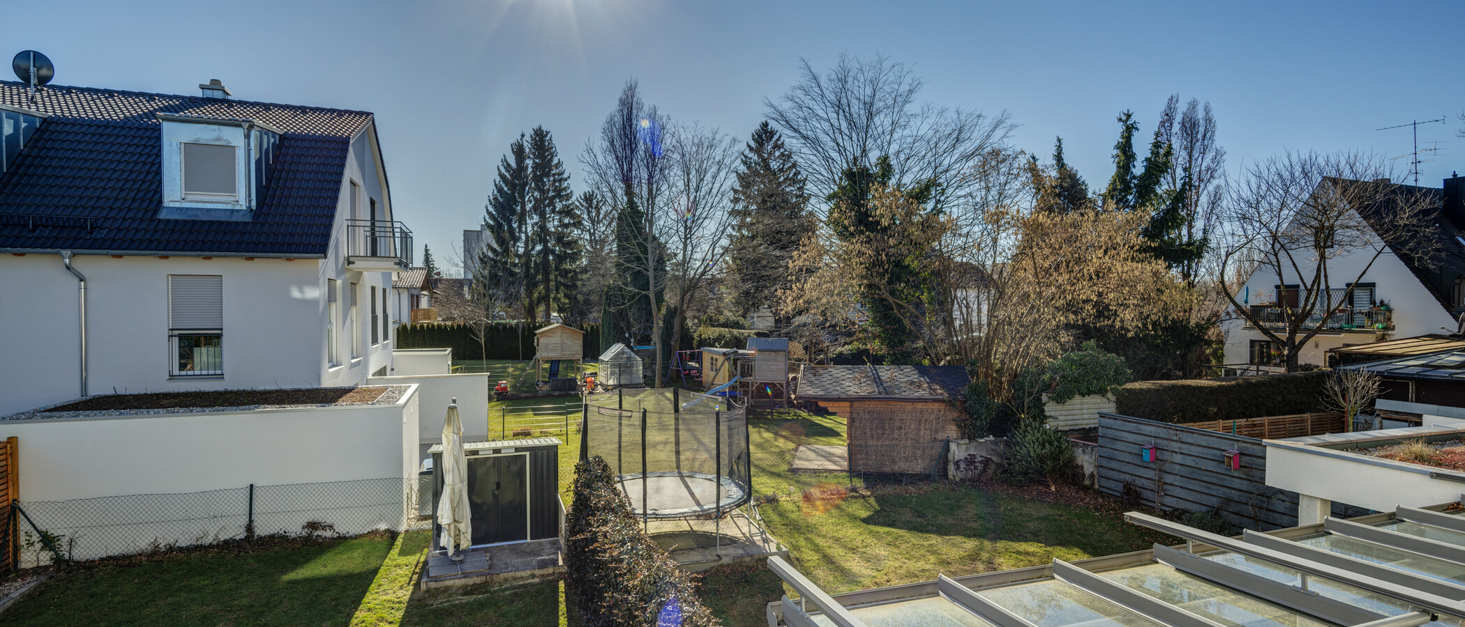 セミ・デタッチド・ハウス（一戸建てを二つに分けた家屋） München Feldmoching 01 物件からの眺め 12903