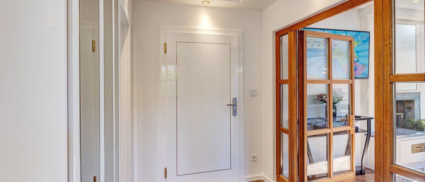 家屋 Baldham 01 玄関入り口 12920