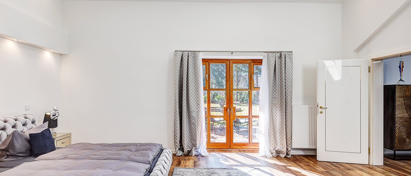 家屋 Baldham 02 2.　寝室 12920