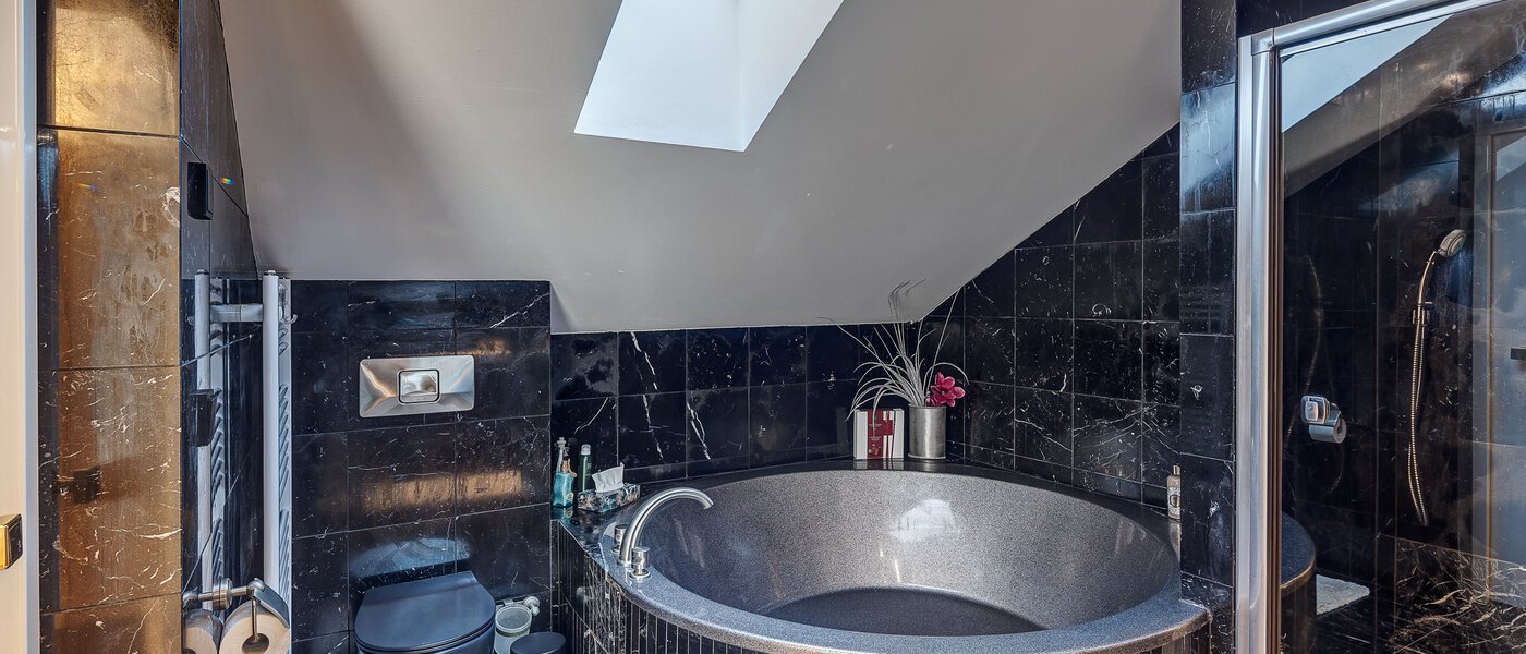 家屋 Baldham 04 1つめの浴室 12920