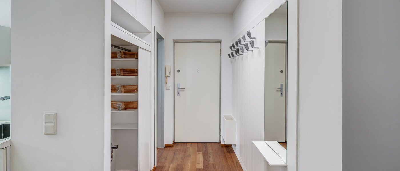 マンション München Altbogenhausen 01 玄関入り口 12943