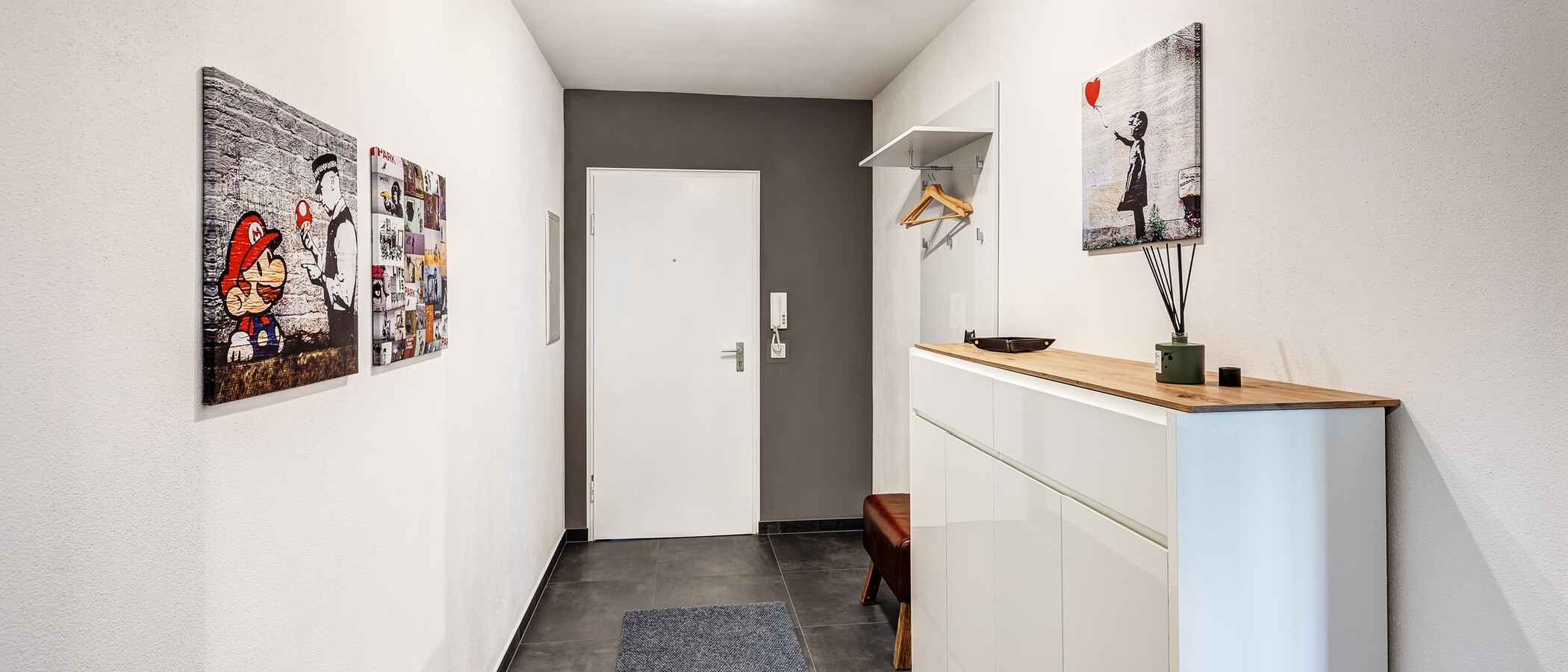 マンション München Au 01 玄関入り口 12962