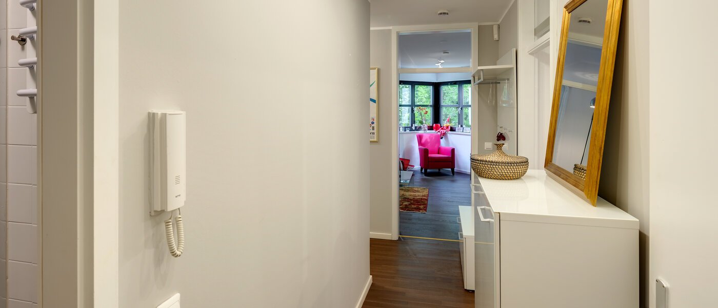 マンション München Solln 03 玄関入り口 12995