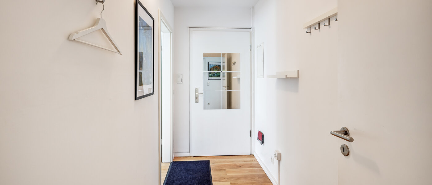 庭付き住宅 Germering 04 玄関入り口 13004