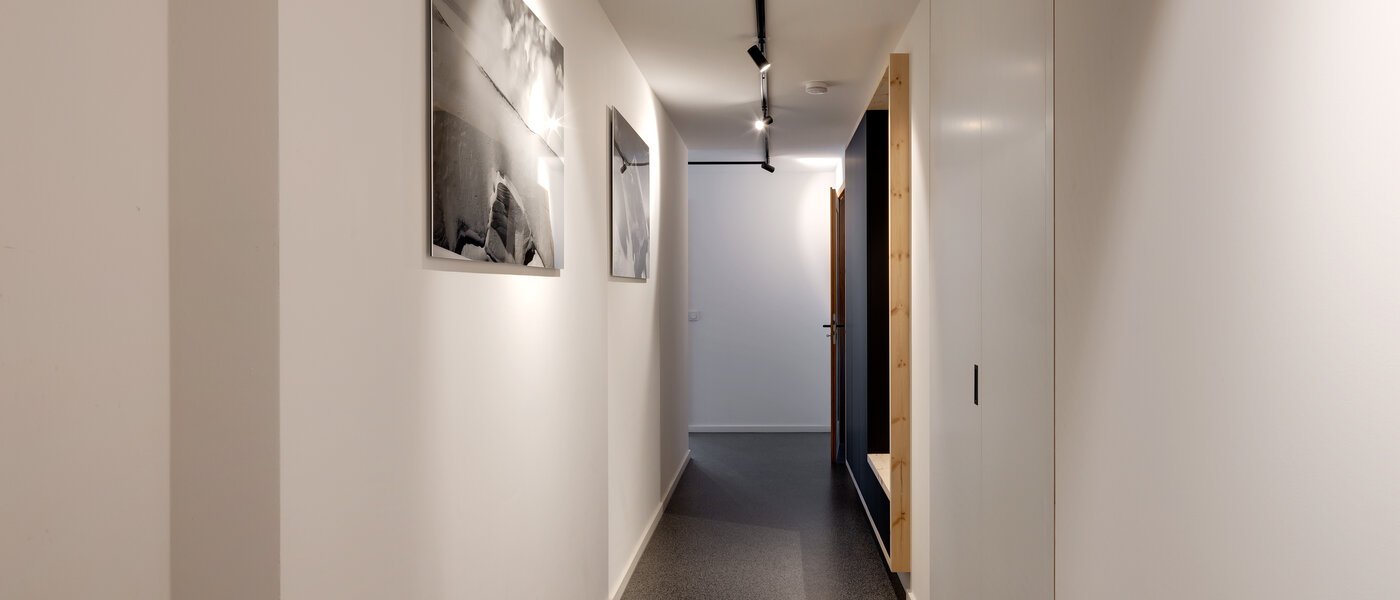 マンション Rottach-Egern 02 玄関入り口 13009