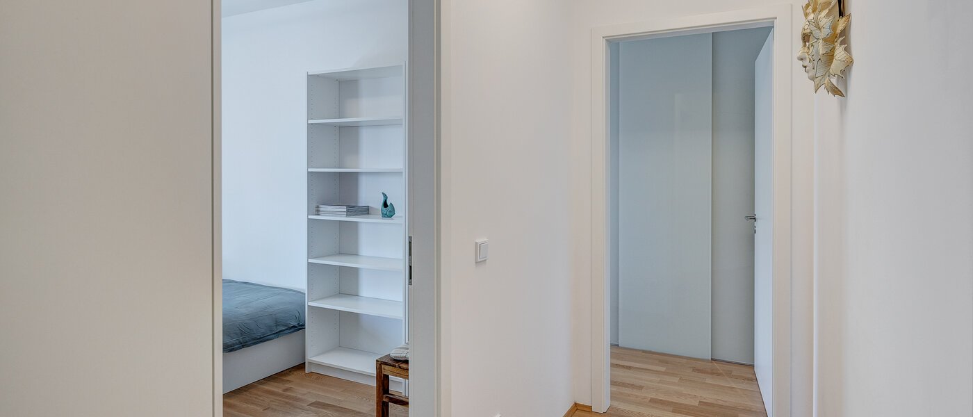 マンション München Allach 01 玄関入り口 13010