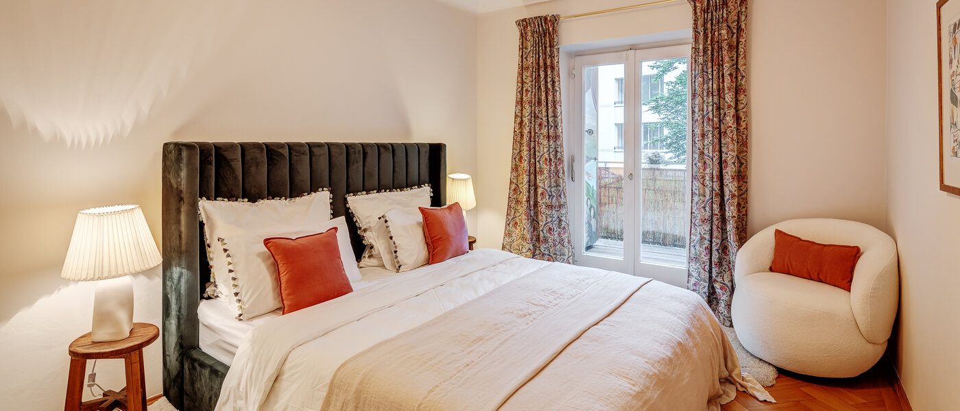 マンション München Herzogpark 01 2.　寝室 13017