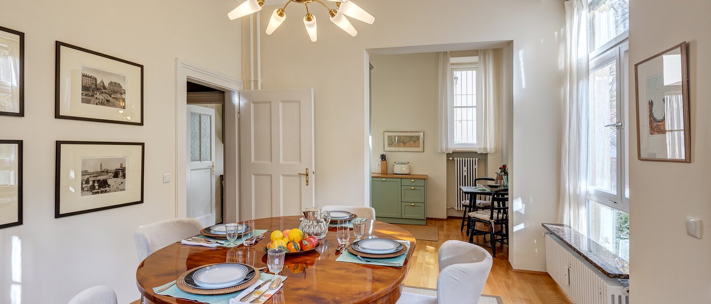 マンション München Herzogpark 03 ダイニングルーム 13017