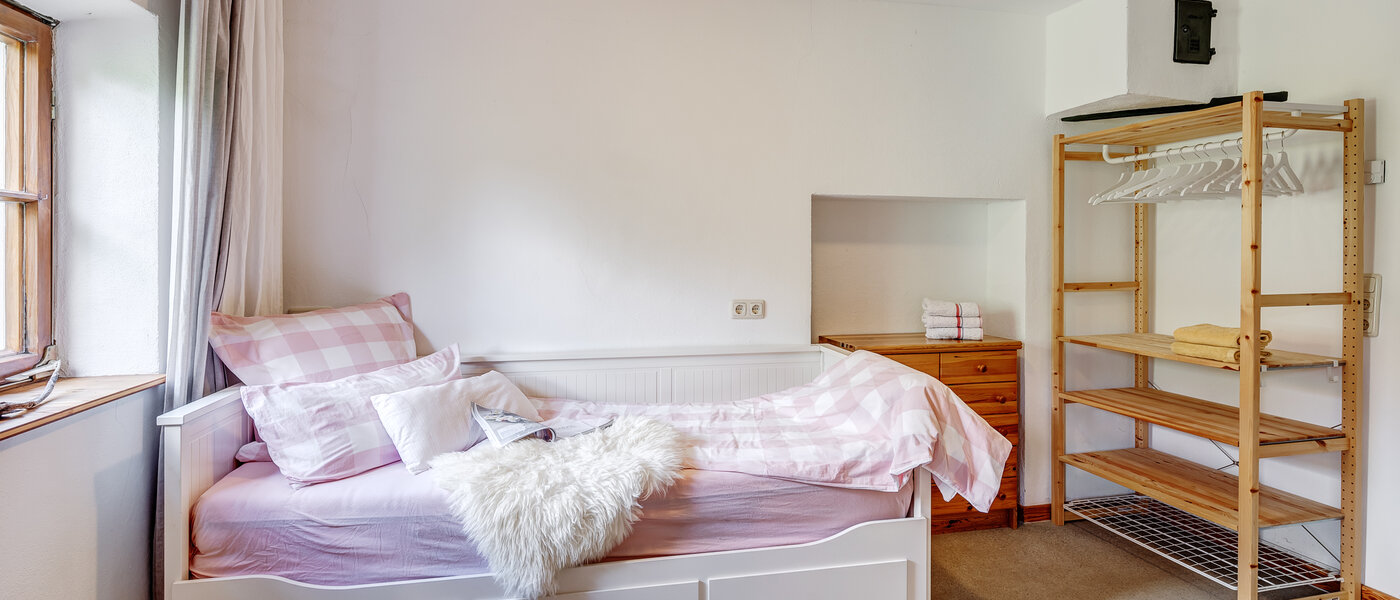 マンション Tuntenhausen 06 寝室 13021