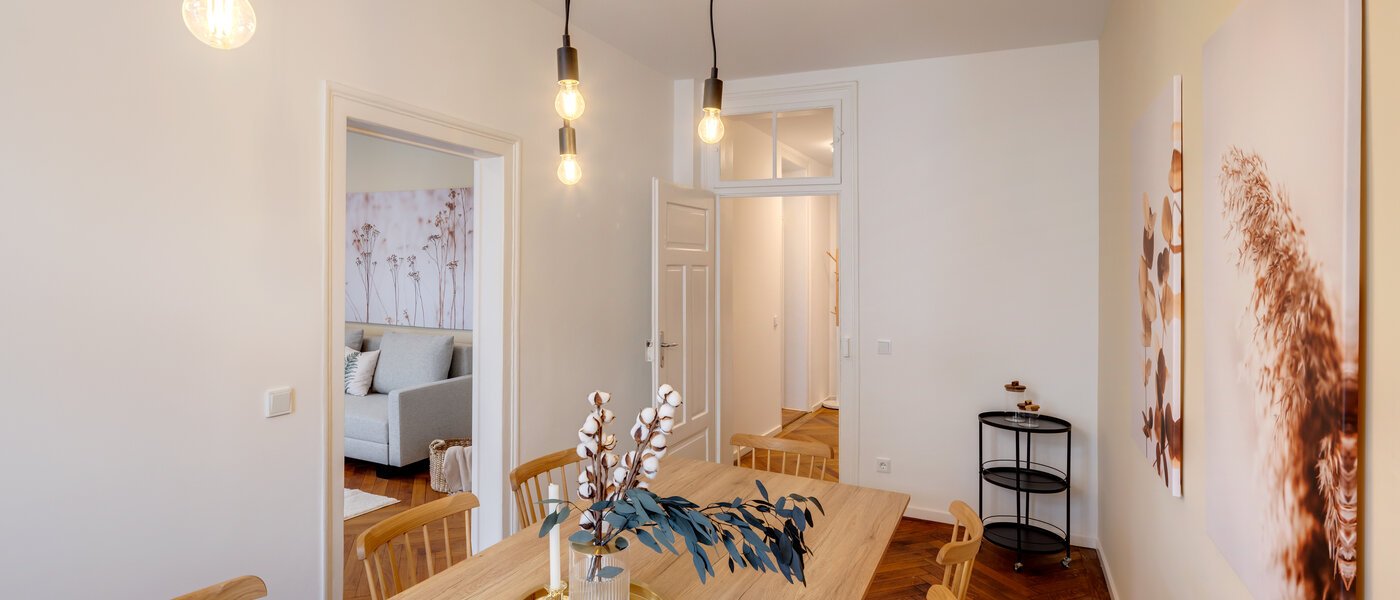 マンション München Isarvorstadt 01 ダイニングルーム 13027