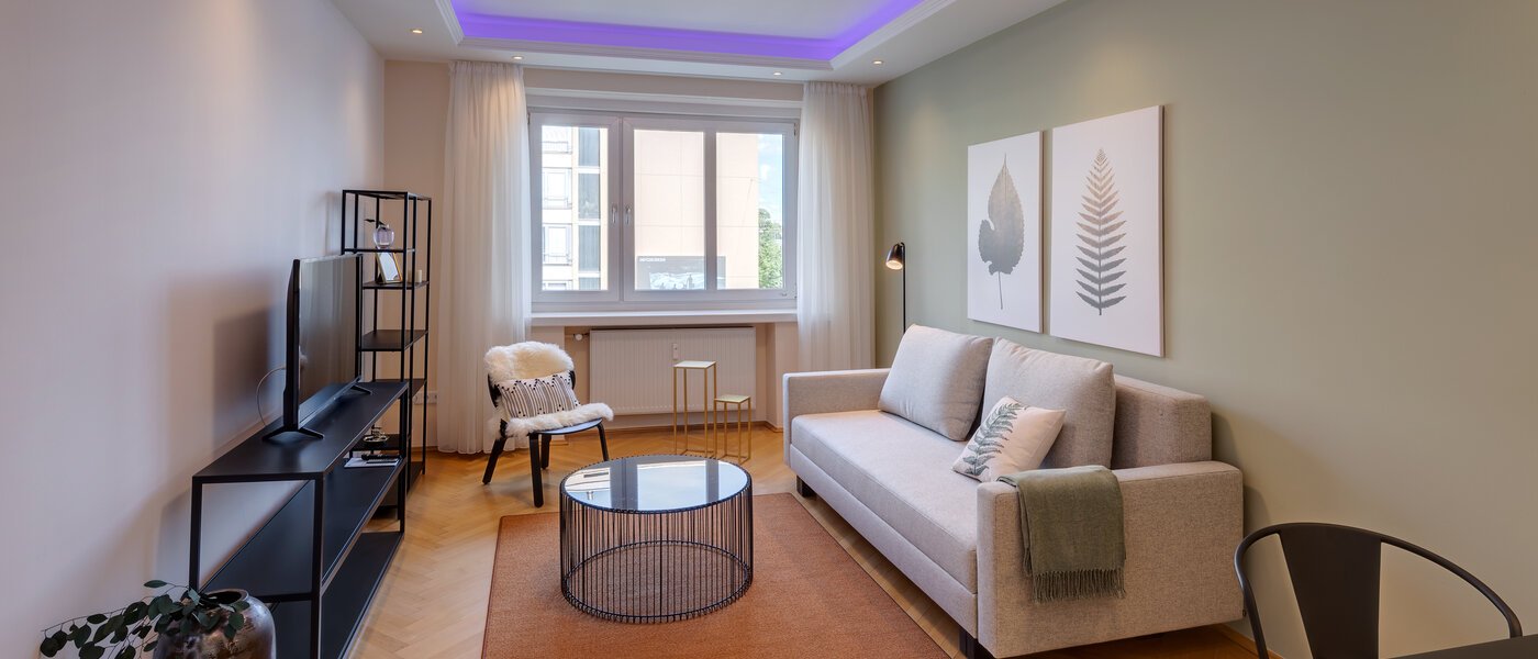 マンション München Haidhausen 01 リビングルーム 13029