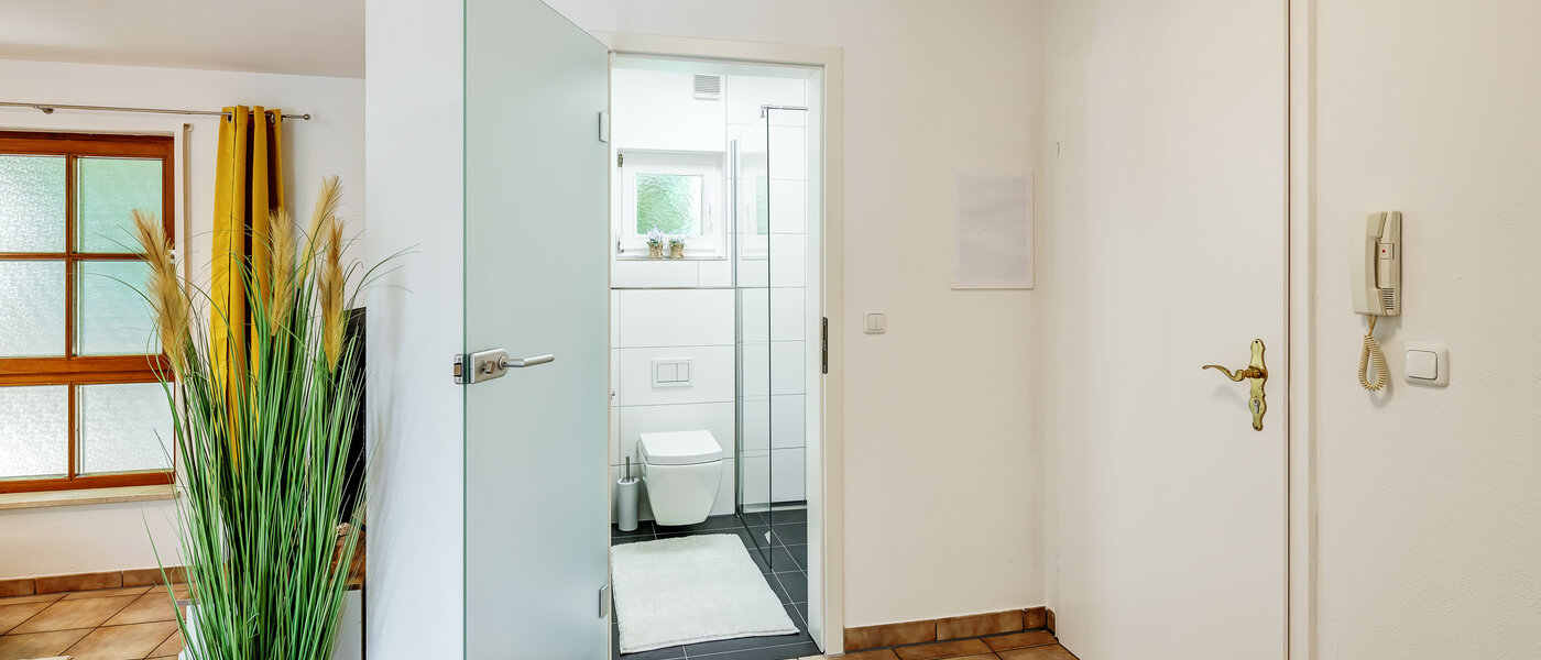 マンション Oberhaching 03 玄関入り口 13036