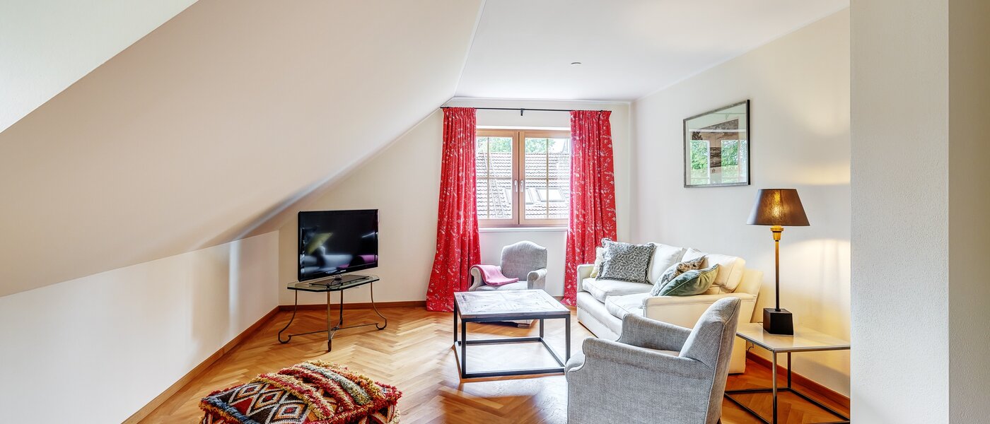 マンション Kottgeisering 03 リビングルーム 13040