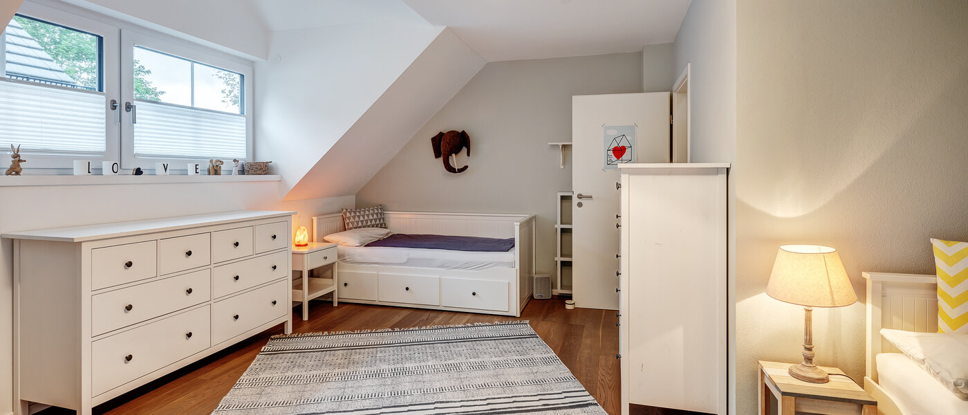 一戸建て München Waldtrudering 05 3.　寝室 13041