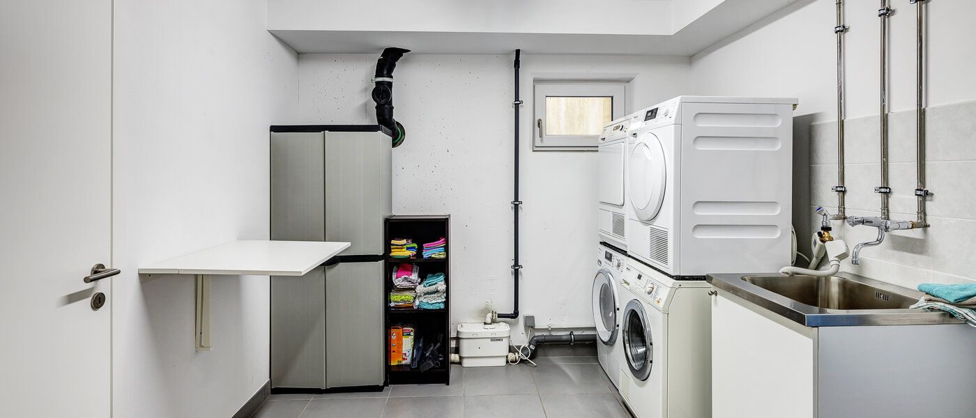 一戸建て München Waldtrudering 01 家事室 13041