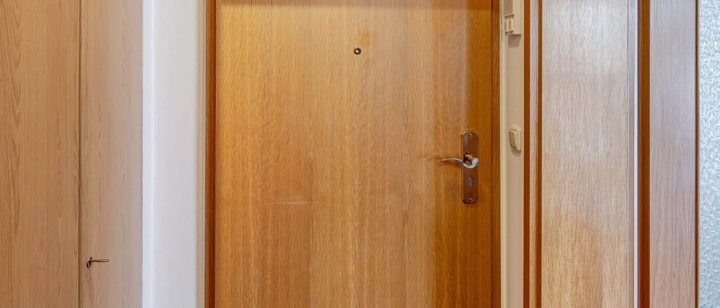 マンション München Neuperlach 02 玄関入り口 13048